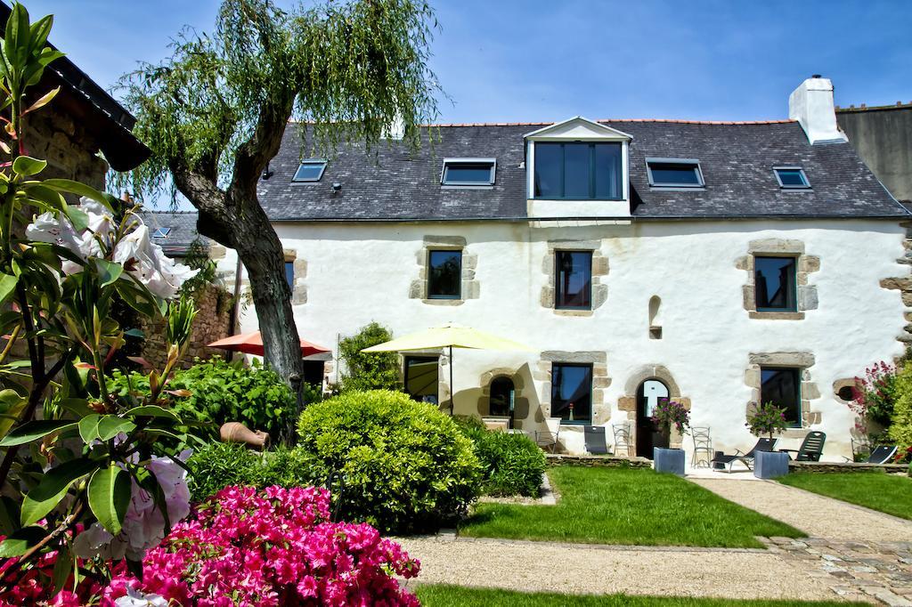 Le Clos St Yves Bed & Breakfast Saint-Pol-de-Leon Exterior photo