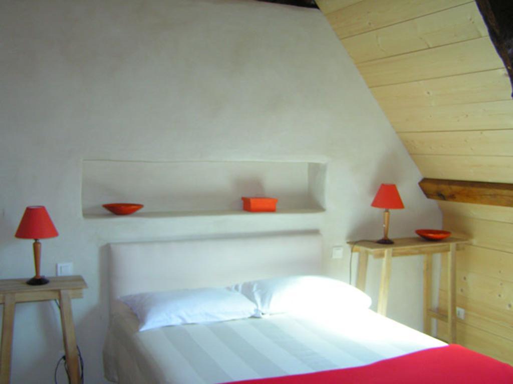 Le Clos St Yves Bed & Breakfast Saint-Pol-de-Leon Room photo